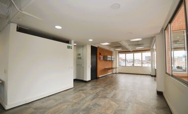 oficina en arriendo en la merced norte. Cod A1712923