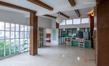 Casa en venta en el Campanario a precio de terreno.