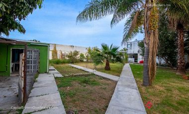 Casa en venta en el Campanario a precio de terreno.
