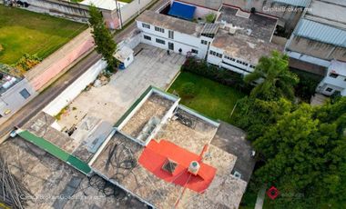 Casa en venta en el Campanario a precio de terreno.