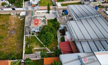 Casa en venta en el Campanario a precio de terreno.