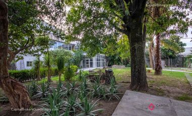 Casa en venta en el Campanario a precio de terreno.