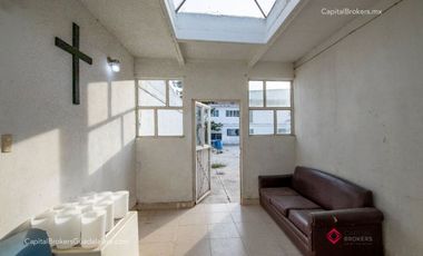 Casa en venta en el Campanario a precio de terreno.