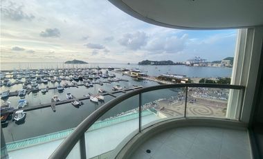 SE ARRIENDA OFICINA CON VISTA A LA MARINA INTERNACIONAL DE SANTA MARTA