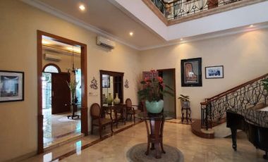 DIJUAL RUMAH MEWAH STRATEGIS at Jl GAHARU, CIPETE SELATAN