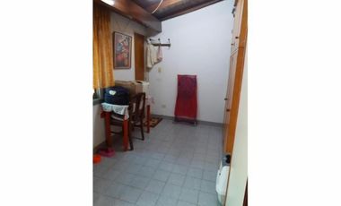 CASA 3 AMB. C/ DEPENDENCIA, PATIO Y COCHERA DOBLE
