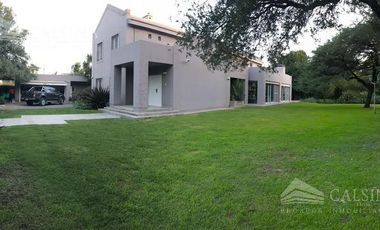 Casa en venta - B° Golf - Villa Allende - Cba