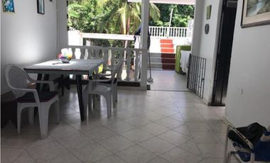 Maat vende Casa en Villeta-Bueno Aires, 600M2 $400 Millones