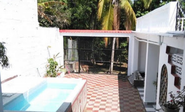 Maat vende Casa en Villeta-Bueno Aires, 600M2 $400 Millones