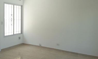 Depto 2 Amb En Venta En Pozo En Ramos Mejía - Avellaneda  AMPLISIMOS DEPARTAMENTOS DE 2 AMBIENTES EN SEGUNDO PISO, A ESTRENAR