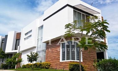 CASA EN VENTA COTO SENDAS VALLE IMPERIAL