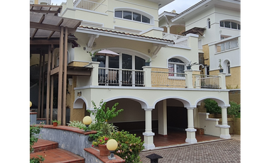 Se Alquila Apartamento Full amueblado en PH Tucan Country Club