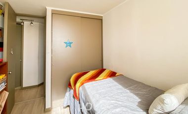 Departamento Población valdivia ID: 142898r