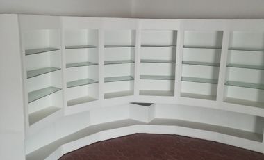 P.H por pasillo Apto Profesional Zona Puerto