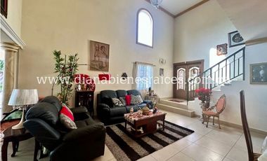 Se vende casa en Altos de Panamá