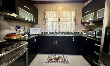 Se vende casa en Altos de Panamá