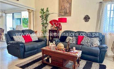 Se vende casa en Altos de Panamá