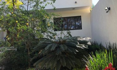 Renta Residencia amueblada en  Residencial San Carlos
