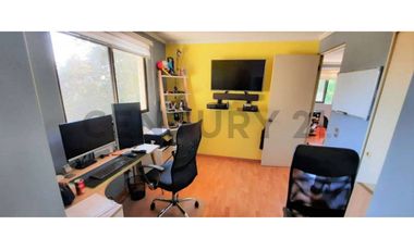 SE VENDE AMPLIA CASA EN CONDOMINIO