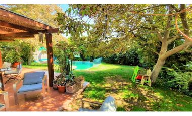 SE VENDE AMPLIA CASA EN CONDOMINIO