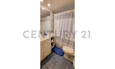 SE VENDE AMPLIA CASA EN CONDOMINIO