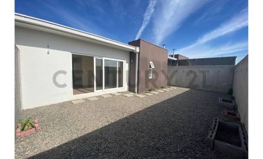 Casas estilo Mediterráneo en Condominio privado