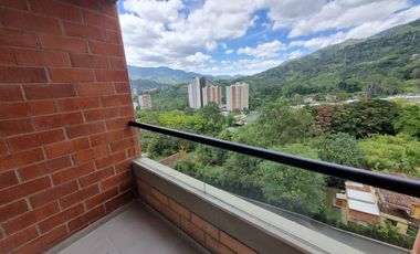 apartamento en arriendo en centro. Cod A512382