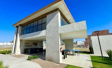 SUR EN VILANOVA EXCELENTE TERRENO MUY CERCA DEL AREA COMUN Y SUPER UBICACION