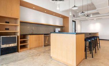 Private office space tailored to your business’ unique needs in Regus South Quarter