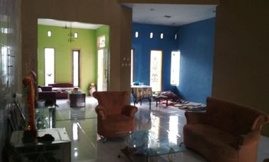 RUMAH LUAS SIAP HUNI DAN TEMPAT USAHA DEKAT SLEMAN CITY HALL