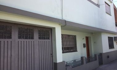 Casa en venta 3 Ambientes calle Cordero Para 2 Familias en Avellaneda