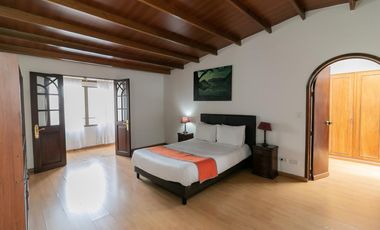 edificio en venta en santa barbara central-usaquén. Cod V1001047