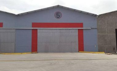 Complejo de bodegas en Duran alquilo, bodega de estreno 1300 m2