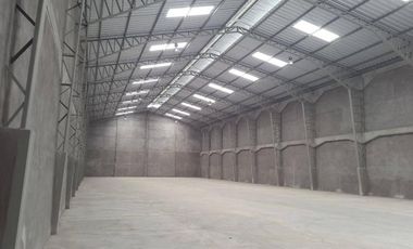 Complejo de bodegas en Duran alquilo, bodega de estreno 1300 m2
