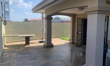 VENTA CASA EN PASEO DORADO, EN CONDADO DEL REY