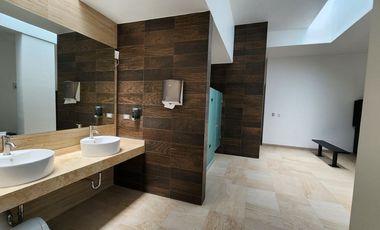 Casa en venta al poniente, en XARAMA