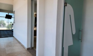 Casa en venta al poniente, en XARAMA