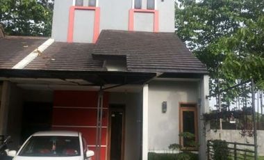 Rumah 2,5 Lantai Di Cisaranten Wetan Arcamanik Kota Bandung