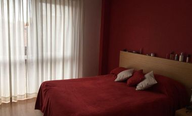Casa 4 ambientes con gran parque y pileta. Parque Luro.