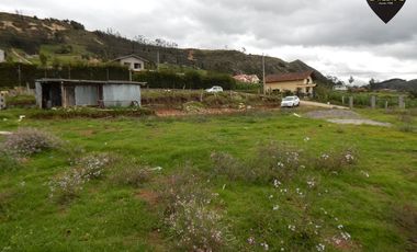 Terreno de venta en Tarqui – código:14790