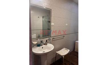 Se Alquila Casa  De 3 Pisos Con Excelentes Acabados En Urbanización El Golf A 14,000 Soles