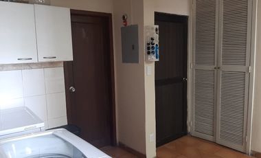 VENTA de casa en Urbanización El Alamo Km 2.5 Samborondón