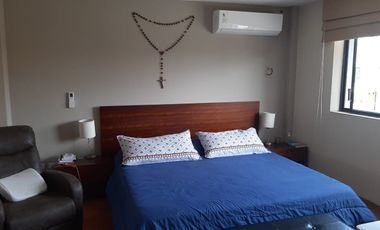 VENTA de casa en Urbanización El Alamo Km 2.5 Samborondón