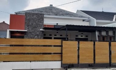 Rumah Dijual Pesan Bangun Primary SHM di Tengah Kota Kudus
