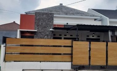 Rumah Dijual Pesan Bangun Primary SHM di Tengah Kota Kudus