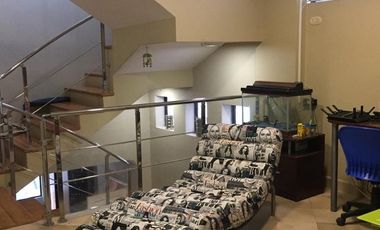 Grande casa en venta - Las Pirámides (J Luna)