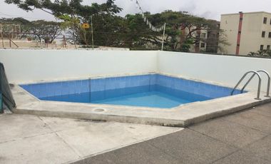 Grande casa en venta - Las Pirámides (J Luna)