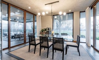 Casa en venta de 6D/5B en Colina