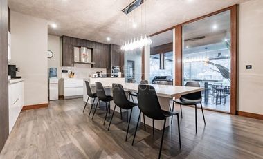 Casa en venta de 6D/5B en Colina