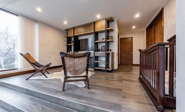 Casa en venta de 6D/5B en Colina